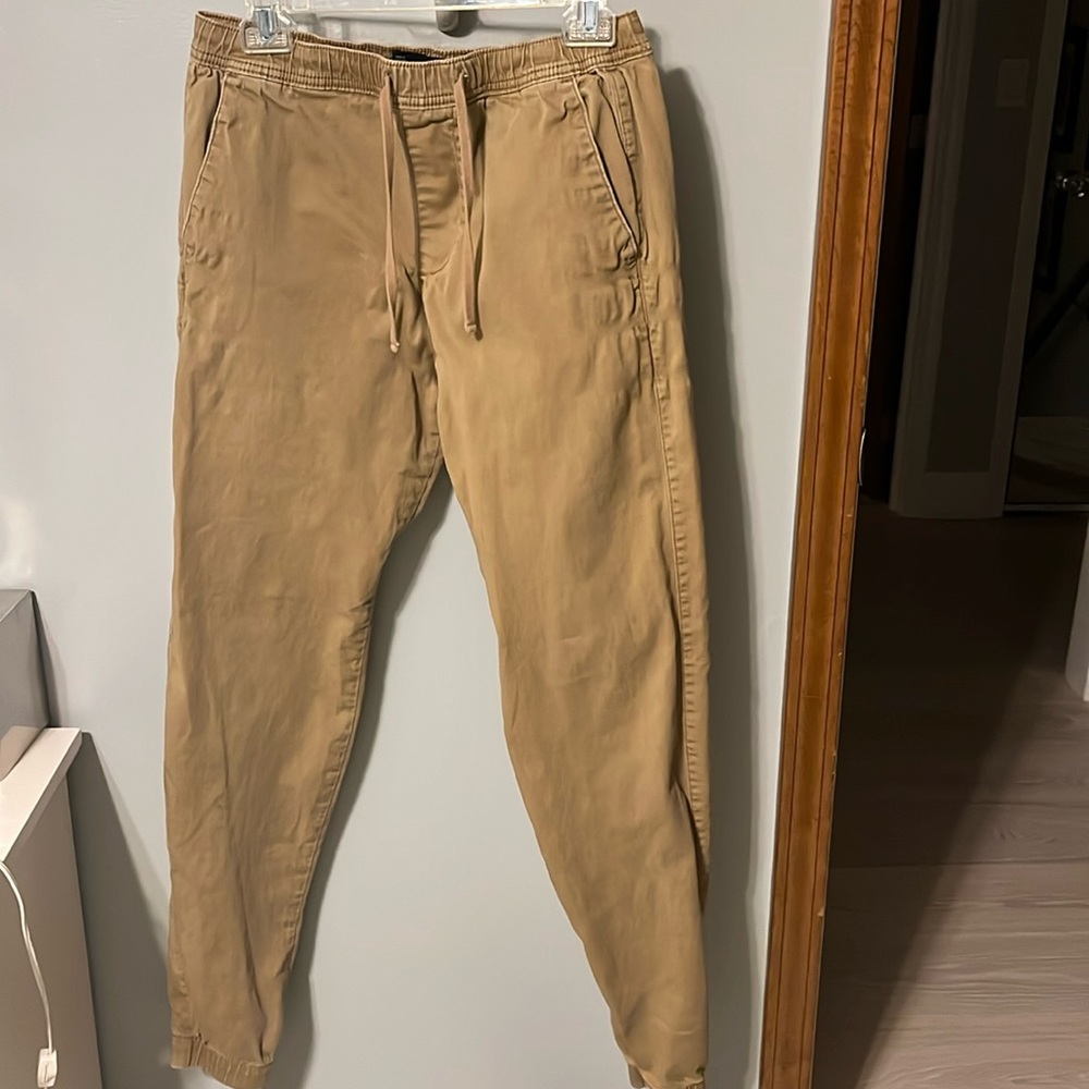 Hollister joggers